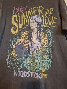 Woodstock '1969 Summer of Love' Graphic Short Sleeve Tee - Gray